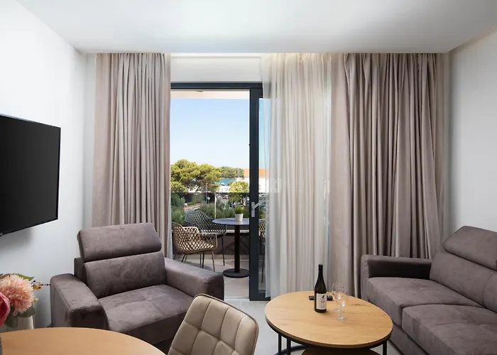 A'more Bijeca - App B5 - Mpolo 메덜린